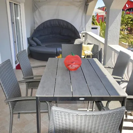 Meliha Apartamento Vir